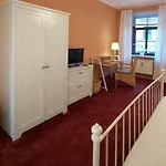 City-ferienwohnungen-dresden - Zentral Gelegen Im Haus Louisenstrasse 11 - Dresden-neustadt Appartement Dresden