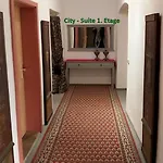 City-ferienwohnungen-dresden - Zentral Gelegen Im Haus Louisenstrasse 11 - Dresden-neustadt Apartamento