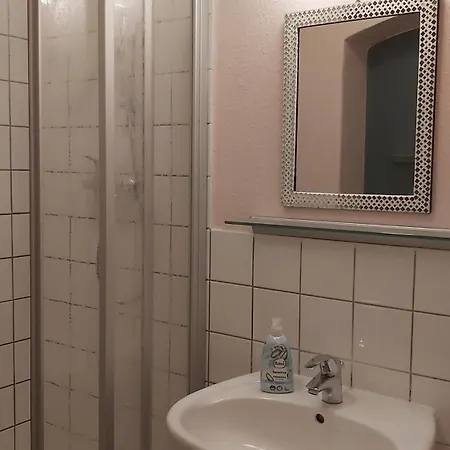 City-ferienwohnungen-dresden - Zentral Gelegen Im Haus Louisenstrasse 11 - Dresden-neustadt