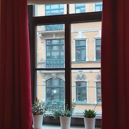 City-ferienwohnungen-dresden - Zentral Gelegen Im Haus Louisenstrasse 11 - Dresden-neustadt Appartamento *