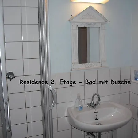 City-ferienwohnungen-dresden - Zentral Gelegen Im Haus Louisenstrasse 11 - Dresden-neustadt Appartamento *