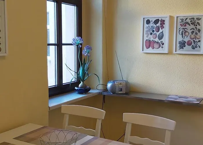 City-ferienwohnungen-dresden - Zentral Gelegen Im Haus Louisenstrasse 11 - Dresden-neustadt *