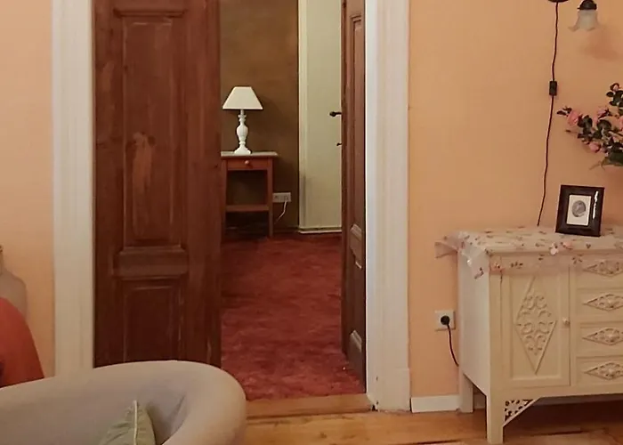 City-ferienwohnungen-dresden - Zentral Gelegen Im Haus Louisenstrasse 11 - Dresden-neustadt *