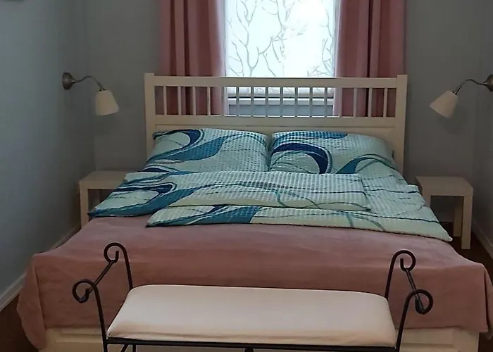 Appartement City-ferienwohnungen-dresden - Zentral Gelegen Im Haus Louisenstrasse 11 - Dresden-neustadt *