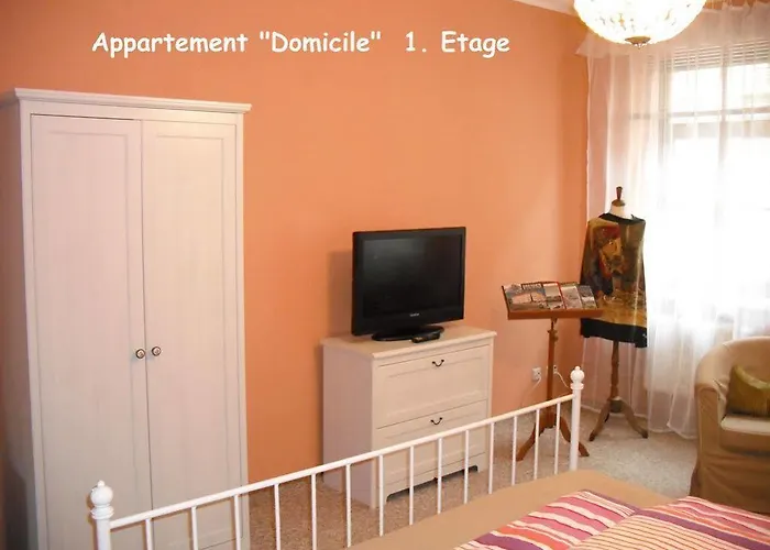 City-ferienwohnungen-dresden - Zentral Gelegen Im Haus Louisenstrasse 11 - Dresden-neustadt Drezda
