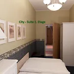 City-ferienwohnungen-dresden - Zentral Gelegen Im Haus Louisenstrasse 11 - Dresden-neustadt Apartamento