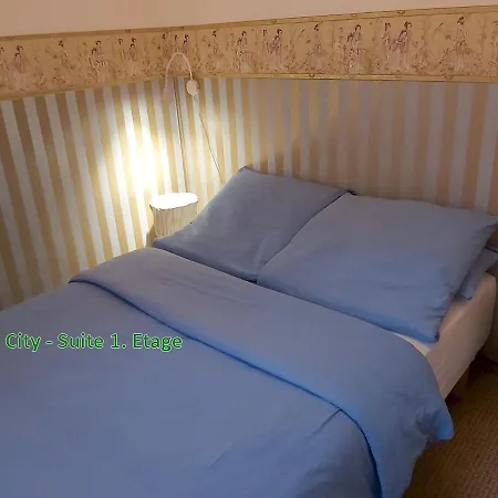 City-ferienwohnungen-dresden - Zentral Gelegen Im Haus Louisenstrasse 11 - Dresden-neustadt * Drezno