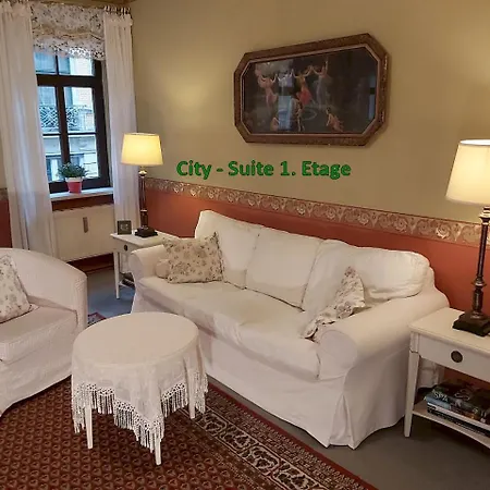 City-ferienwohnungen-dresden - Zentral Gelegen Im Haus Louisenstrasse 11 - Dresden-neustadt * Drezno
