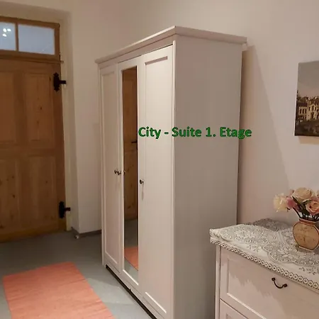 Apartament City-ferienwohnungen-dresden - Zentral Gelegen Im Haus Louisenstrasse 11 - Dresden-neustadt