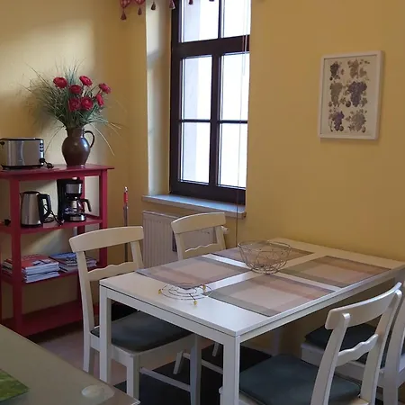 Apartament City-ferienwohnungen-dresden - Zentral Gelegen Im Haus Louisenstrasse 11 - Dresden-neustadt