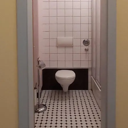 City-ferienwohnungen-dresden - Zentral Gelegen Im Haus Louisenstrasse 11 - Dresden-neustadt Apartament *