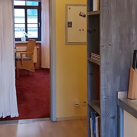 City-ferienwohnungen-dresden - Zentral Gelegen Im Haus Louisenstrasse 11 - Dresden-neustadt Apartamento
