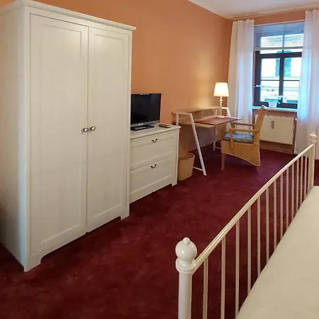 City-ferienwohnungen-dresden - Zentral Gelegen Im Haus Louisenstrasse 11 - Dresden-neustadt Apartament Drezno