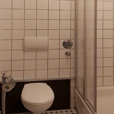City-ferienwohnungen-dresden - Zentral Gelegen Im Haus Louisenstrasse 11 - Dresden-neustadt Drezno