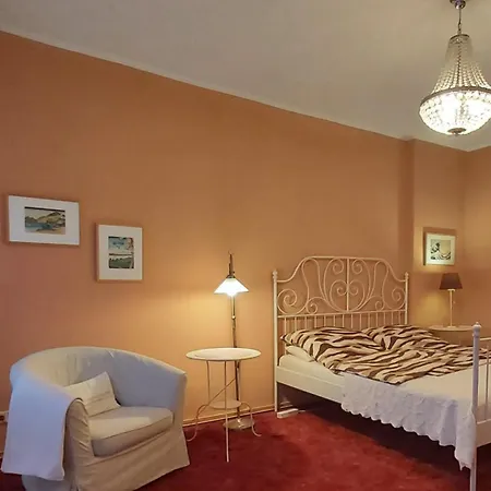 City-ferienwohnungen-dresden - Zentral Gelegen Im Haus Louisenstrasse 11 - Dresden-neustadt Apartament