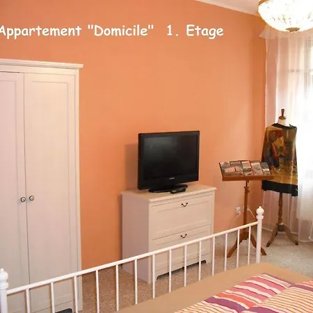 City-ferienwohnungen-dresden - Zentral Gelegen Im Haus Louisenstrasse 11 - Dresden-neustadt Drezno