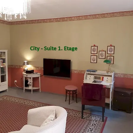 City-ferienwohnungen-dresden - Zentral Gelegen Im Haus Louisenstrasse 11 - Dresden-neustadt *