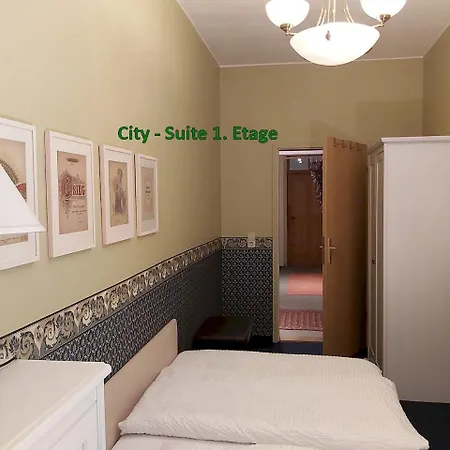City-ferienwohnungen-dresden - Zentral Gelegen Im Haus Louisenstrasse 11 - Dresden-neustadt Apartamento