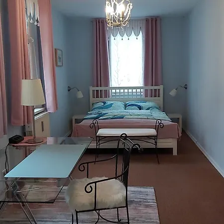City-ferienwohnungen-dresden - Zentral Gelegen Im Haus Louisenstrasse 11 - Dresden-neustadt Apartamento Dresde